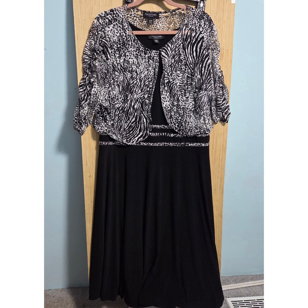 Perceptions Woman 2 Piece Dress Set Black Animal Print Mesh Shrug 20W Plus Size